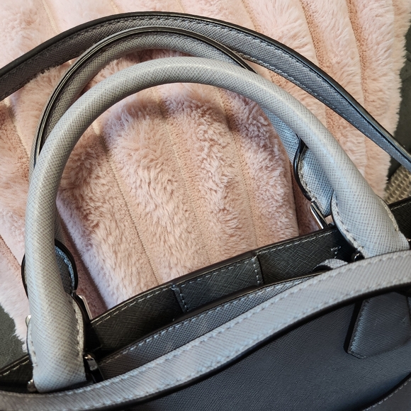 Michael Kors Gray bag - Picture 6 of 7